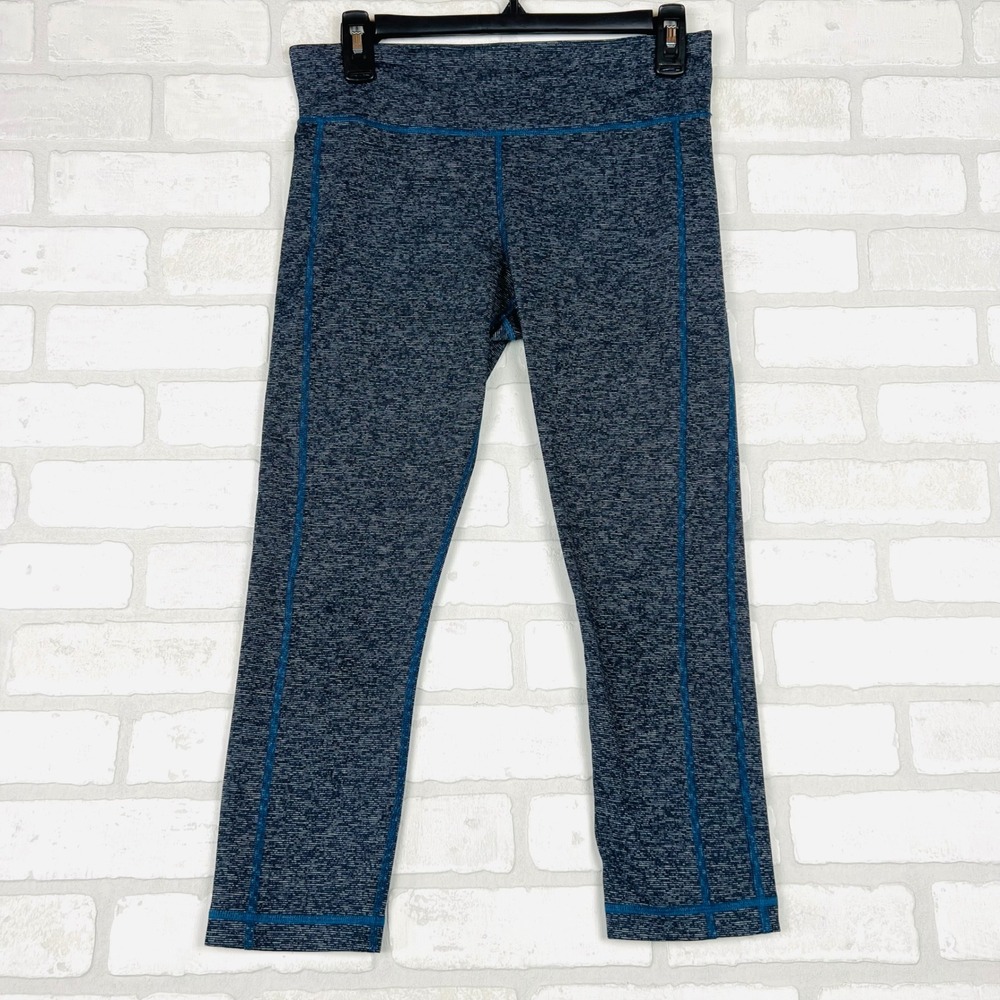 Under Armour Women's Heathered Capri Leggings Athleisure Workout Activewear Med